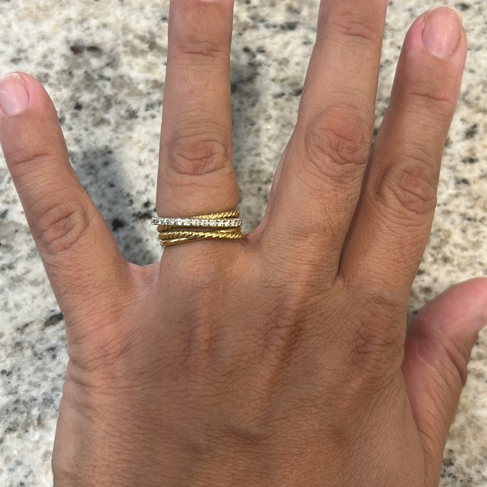 ❌SOLD❌David Yurman 18k gold diamond crossover ring - Picture 7 of 15